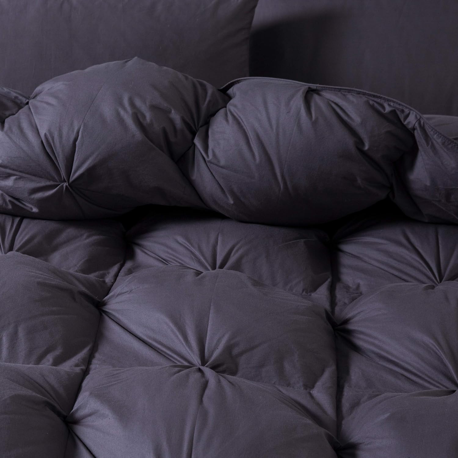 All-Season Luxurious Goose Down Comforter Queen Size Duvet Insert, Premium Pinch Pleat Design, 1200 Thread Count 100% Egyptian Cotton, 750+ Fill Power, 70 oz. Fill Weight (Queen, Gray)