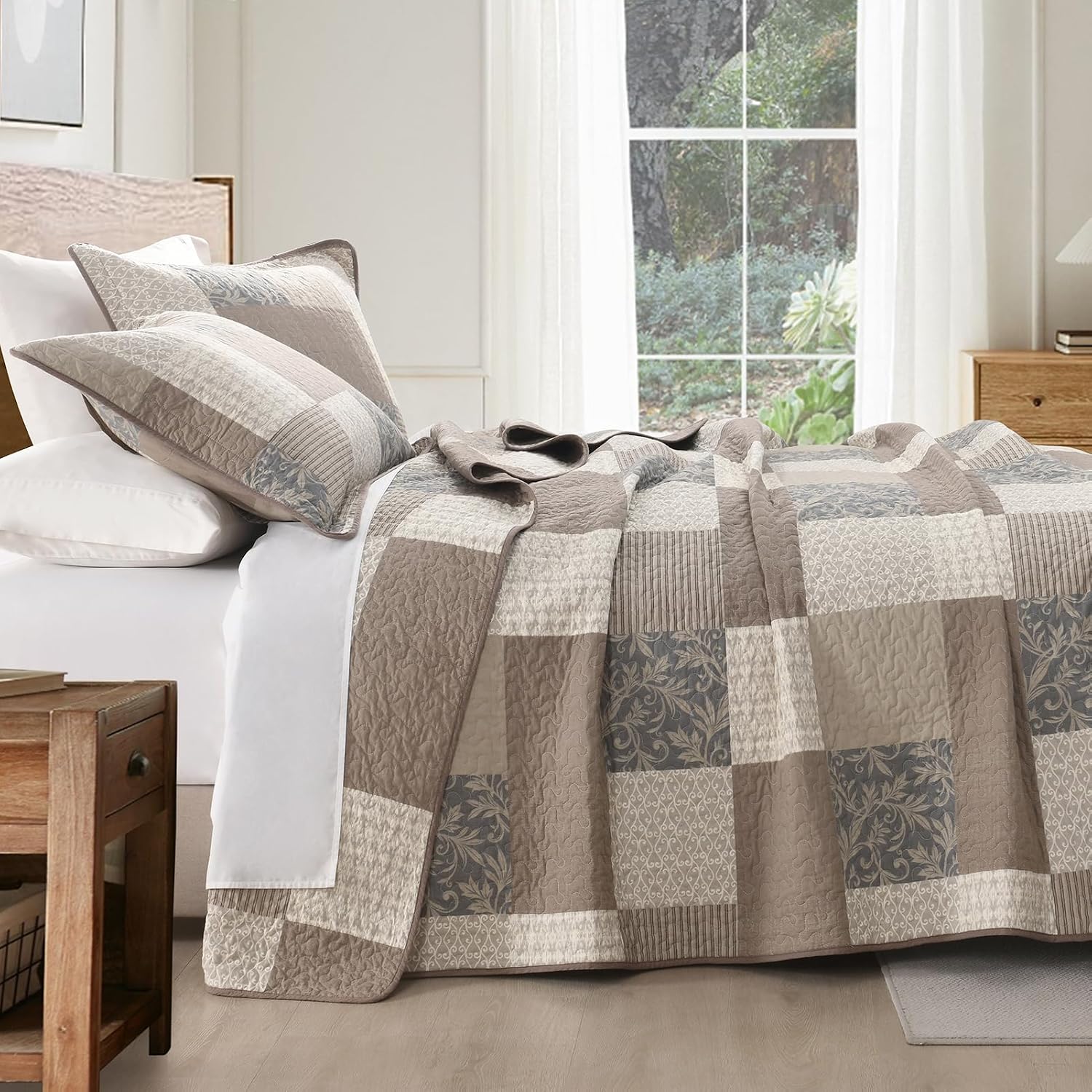 Finlonte 100% Cotton Quilt Set, Plaid Reversible Lightweight Quilted Bedspreads, 3-Piece, Gray/Brown/Beige, Queen Size