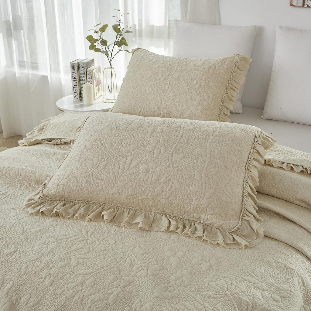 Brandream Luxury Cotton Quilt Set Queen Size ?Handcrafted Floral Vine Stitching Beige Ruffled Edge Bedspread Heirloom Quilt Bedding Set 3-Piece