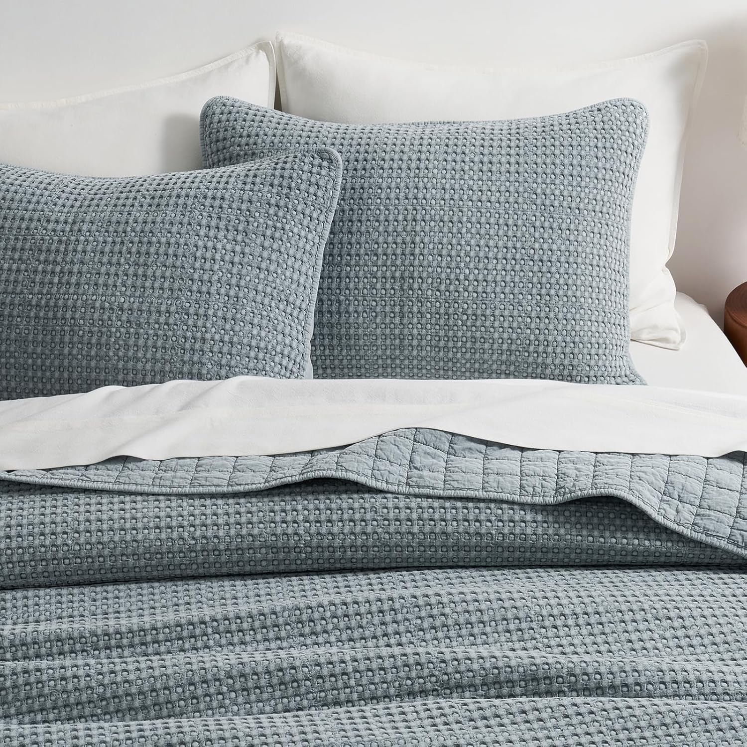 EverGrace Stonewashed 100% Natural Cotton Waffle Quilt Set Queen Size 3 Pieces, Soft, Breathable & Substantial Bedding, Quilted Coverlet Bedspread with 2 Shams for All Seasons, Blue Linen