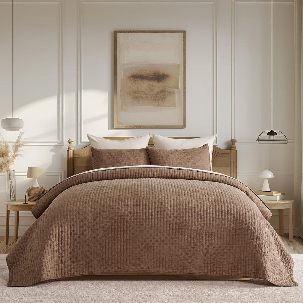 EVERGRACE Cross Stitch Pre-Washed Cotton Quilt Bedding Set King Size, Oversized 3 Pieces Lightweight Bedspread Coverlet for All Season, with 2 Matching Shams, Camel Brown,108'x96'