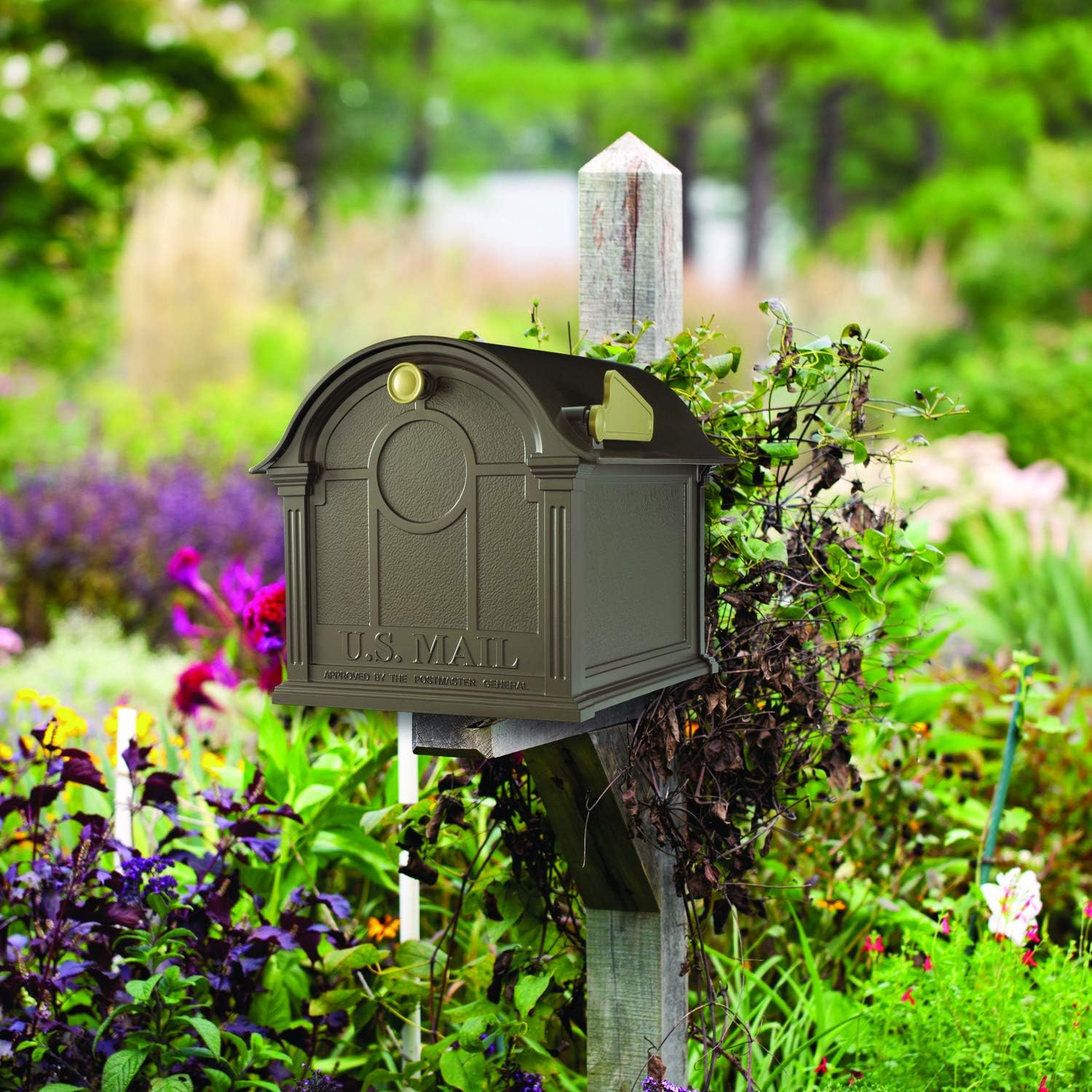 Whitehall Products Balmoral Aluminum Mailbox 21' L x 14' H