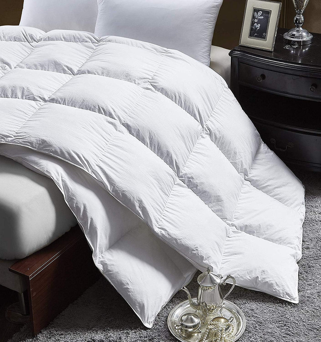 Luxurious Full/Queen Size Lightweight Goose Down Comforter Duvet Insert Summer Weight, 1200 Thread Count 100% Egyptian Cotton, 40 oz Fill Weight, White Color