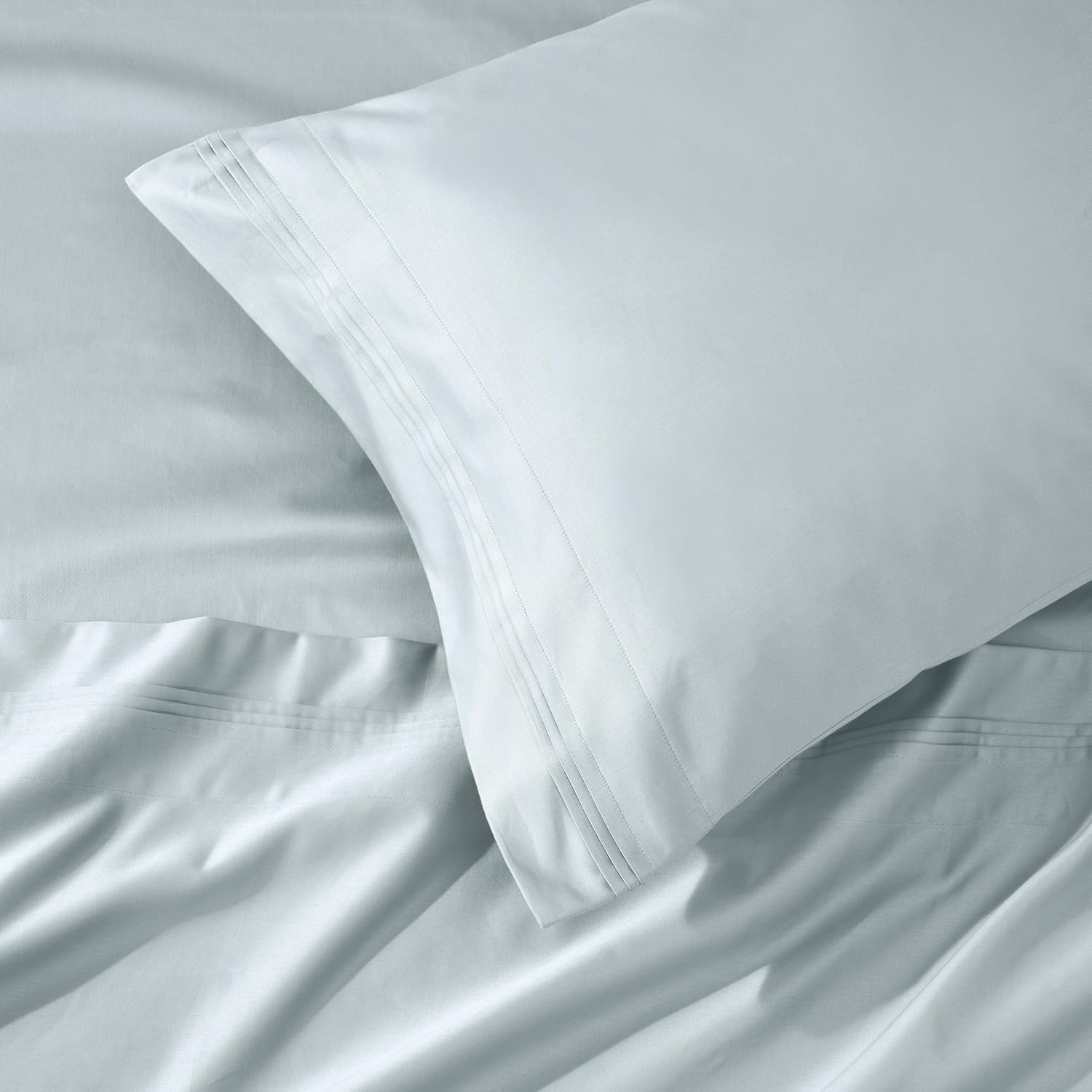 Superior Egyptian Cotton 4 Piece Sheet Set, Luxury 1000 Thread Count, Eco-Friendly, Sustainable Sheets, Ultra-Soft Basics, Solid, Deep Pocket Fitted Sheet, Flat Sheet, Pillowcases, Queen, Baby Blue