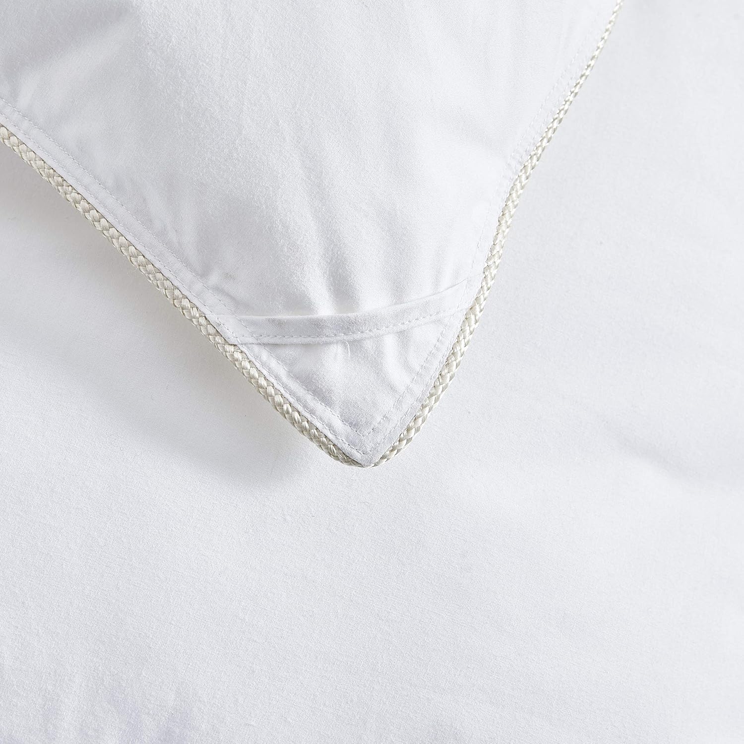 Luxurious King Size Lightweight Goose Down Comforter Duvet Insert All Season, 1200 Thread Count 100% Egyptian Cotton, 42 oz Fill Weight, White Color