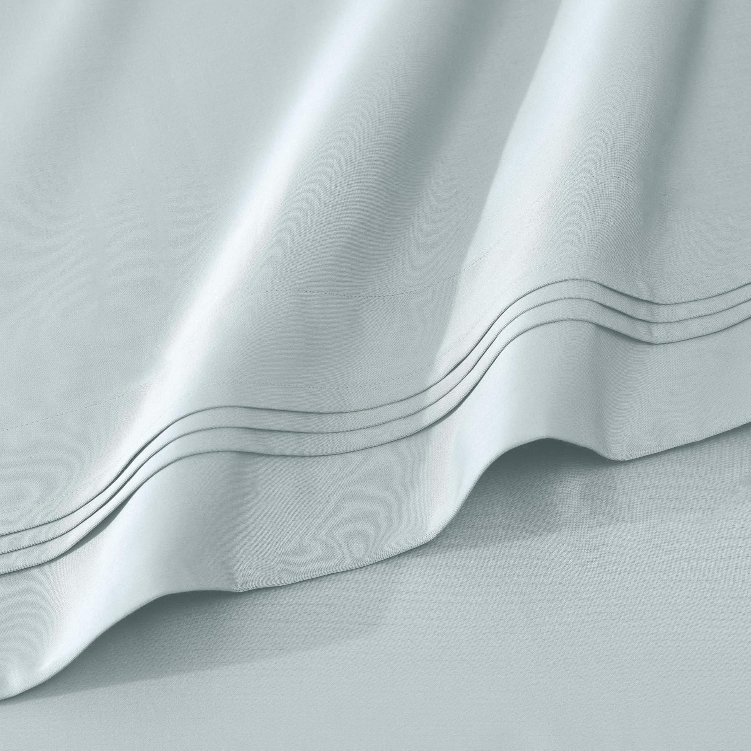 Superior Egyptian Cotton 4 Piece Sheet Set, Luxury 1000 Thread Count, Eco-Friendly, Sustainable Sheets, Ultra-Soft Basics, Solid, Deep Pocket Fitted Sheet, Flat Sheet, Pillowcases, Queen, Baby Blue