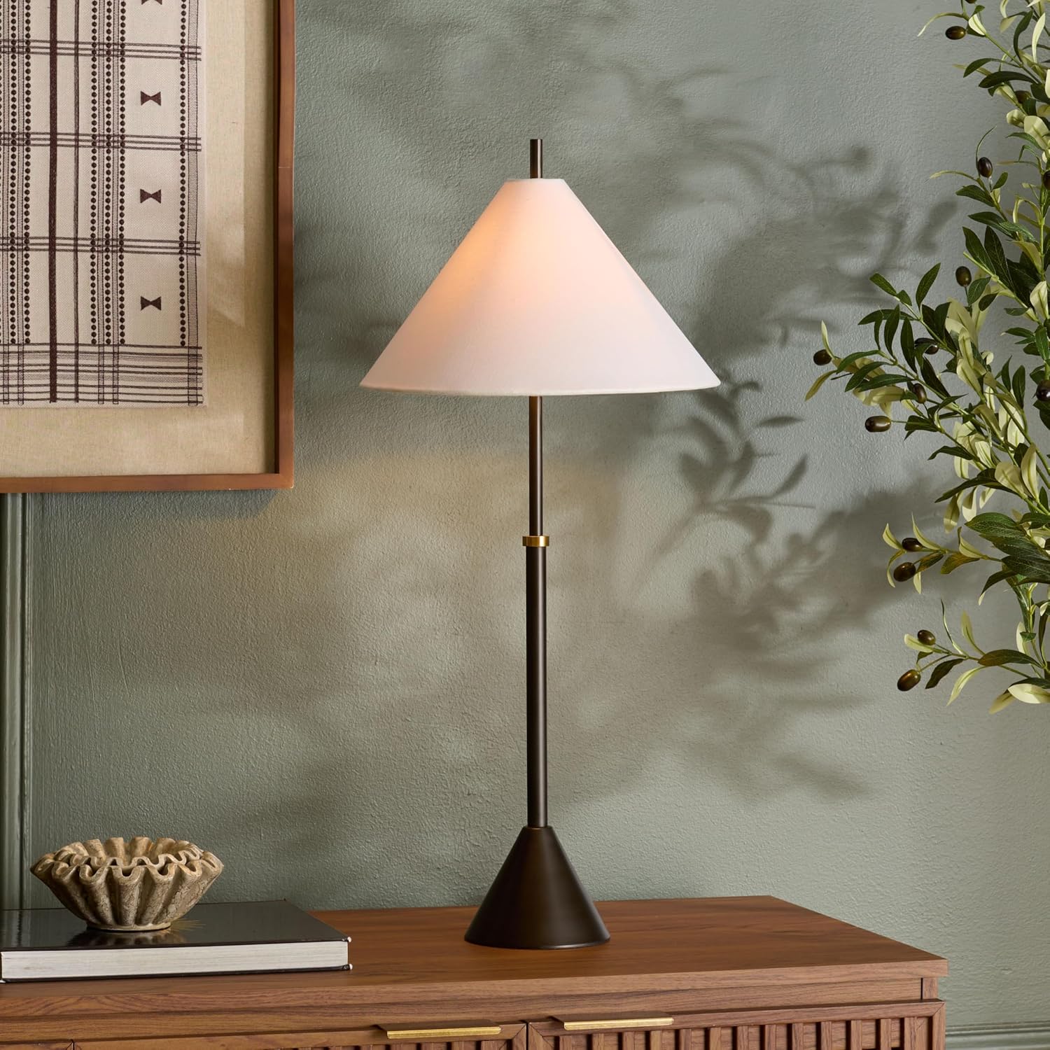 SAFAVIEH Lighting Collection - Troye Antique Silver Metal Table Lamp with White Fabric Shade, 30' Modern Bedside or Desk Light, E26 Bulb Compatible (TBL8004A)