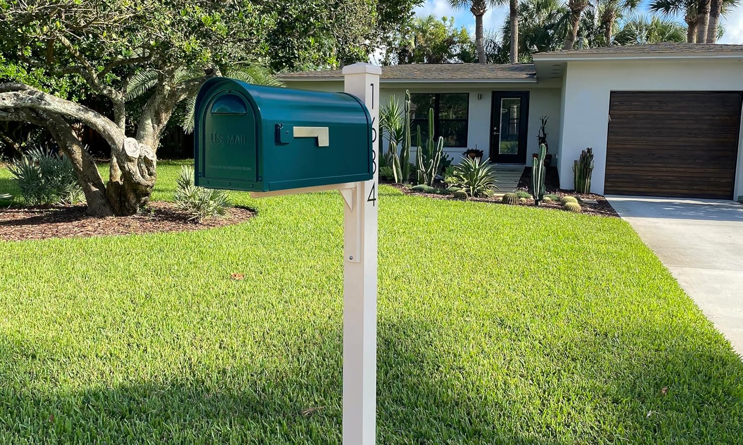 Special Lite Mid Modern Dylan Curbside Mailbox with Wellington Post - Blue Aluminum Mailbox with Post - SCD1008BLU_SPK720IVR_VN