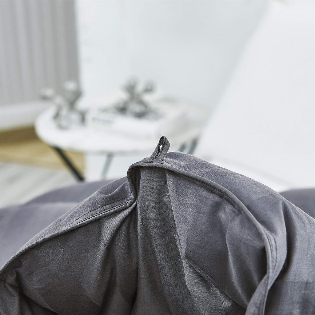 Luxurious Light Weight Goose Down Comforter Queen Size Duvet, Exquisite Gray Stripe Design, 1200 Thread Count 100% Egyptian Cotton Fabric, 750+ Fill Power, 45 oz Fill Weight