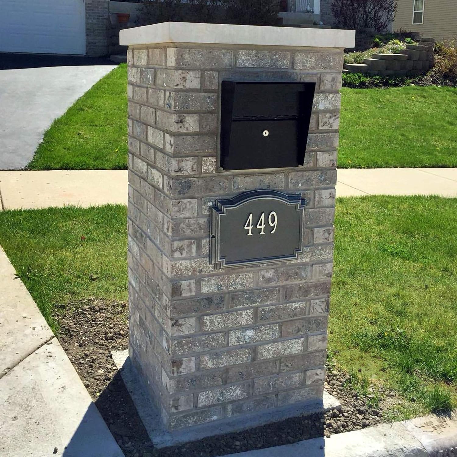 Mail Boss 7500 Mail Manager Pro Curbside Security, Black Locking Mailbox with House Numbers, Mounting Plate and Pull Out Mail Tray