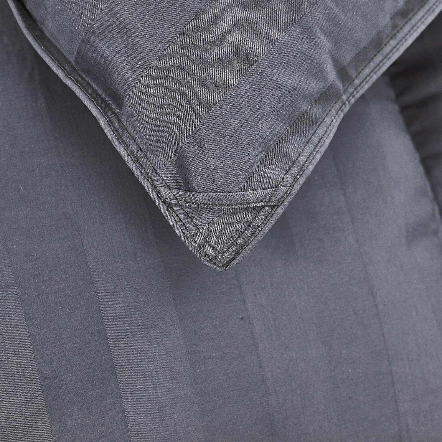 Luxurious All-Season Goose Down Fiber Comforter Twin/Twin XL Size Duvet Insert, Exquisite Gray Stripe Design, 100% Egyptian Cotton Down Proof Fabric, 50 oz Fill Weight